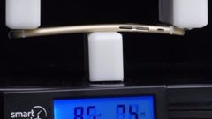 Will the iPhone 6s bend? This video gives us an early answer