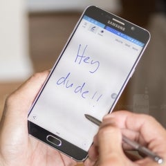 Do you want Samsung to launch the Galaxy Note5 in Europe? There's a petition for that