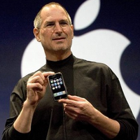Watch Steve Jobs accurately predict the future of the iPhone on the day it was unveiled in 2007
