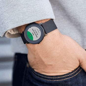 Pebble officially unveils the Time Round, the thinnest and lightest smartwatch in the world
