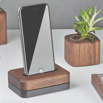 10 of the best charging docks and stands for the iPhone 6s and iPhone 6s Plus