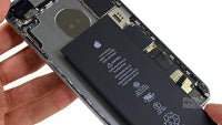 iPhone 6s Plus posts excellent battery life, matches the Galaxy Note5 to the minute