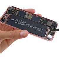 iPhone 6s breaks battery efficiency records, manages excellent score