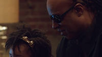 Apple's holiday ad 2015 stars Stevie Wonder and Andra Day; check it out now!
