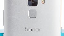 The top-notch fingerprint reader is honor 7's killer feature