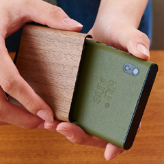 Japan's NuAns Neo is the first highly customizable Windows 10 smartphone