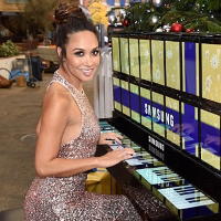 Piano made up of more than 100 Samsung Galaxy Tab S2 tablets debuts in London