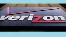 Verizon dreaming of a smartphone Xmas