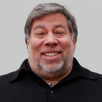 Wozniak: Jobs would have backed Cook's hard line stance against court order