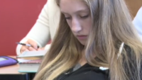 Documentary explores how kids get addicted to their smartphones