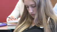 Documentary explores how kids get addicted to their smartphones