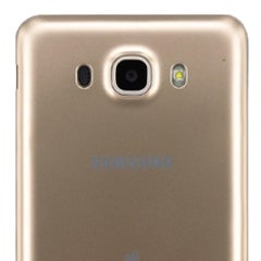First Samsung Galaxy J7 (2016) and J5 (2016) photos show up: enhanced design and laser auto focus?