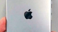 Pictures of an alleged Apple iPhone 7 show dual-camera set up, no home button