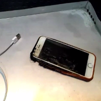 Apple iPhone 6 bursts into flames during flight from Washington to Hawaii; plane lands safely
