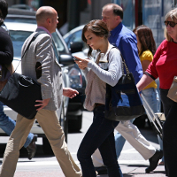 New Jersey and other states seek to pass legislation making it illegal to text and walk