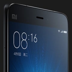 Rumors of a 4.3-inch Xiaomi smartphone with Snapdragon 820 CPU show up next to a fake photo