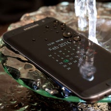 Galaxy Note 6 said to come with IP68 watertight certification, plus an iris scanner