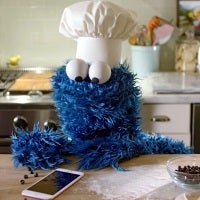 Apple Cookie Monster Ad Siri Blooper Reel - PhoneArena