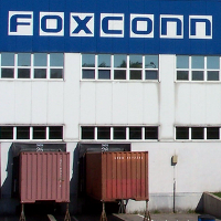 Foxconn close to inking deal to build iPhones in India