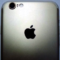 Alleged 4.7-inch iPhone 7 pictured in Gold, most probably fake