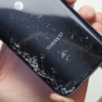 Apple iPhone 6s squares off against the Samsung Galaxy S7 in a new drop test (VIDEO)