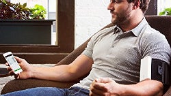5 iPhone and Android health accessories to keep your blood pressure, glucose and weight in check