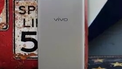 Marketing images of the Vivo X7 appear; phone to be unveiled on June 30th