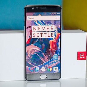 OnePlus 3 OxygenOS 3.2.0 software update pulled as users report issues