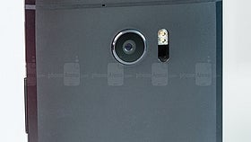 HTC 10 price slashed by $100 until the end of the month, $100 bonus in free accessories included