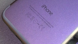 Apple iPhone 7 is seen side-by-side with Apple iPhone 6s in new video?
