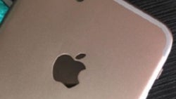 Pictures allegedly show the Apple iPhone 7 motherboard
