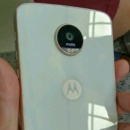 White Motorola Moto Z Play leaks out