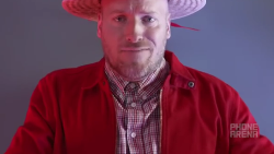 New Microsoft Surface Pro 4 ad compares the tablet to the wrong Apple product