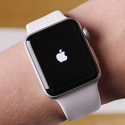 Toestemming oneerlijk Coördineren Apple Watch Series 2 unboxing: Apple's smartwatch grows up and learns some  new tricks - PhoneArena