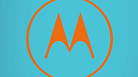 New boot animation for Motorola smartphones brings back the "Hello Moto" phrase and the batwing logo