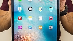 Deal: Best Buy selling the 12.9-inch and the 9.7-inch Apple iPad Pros at a $100 discount