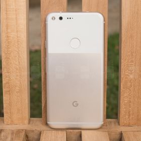 Google Pixel and Pixel XL are guaranteed to receive Android updates until October 2018
