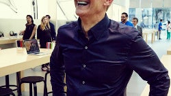 Apple's Tim Cook on the Note 7 incident: "We welcome all switchers"