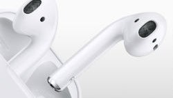 Apple delays the release of AirPods