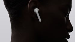 Apple AirPods now ship in 4 weeks; get them before Xmas from eBay for as much as $2K