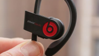 Eight lucky entrants will win a pair of Powerbeats 3 wireless headphones thanks to T-Mobile