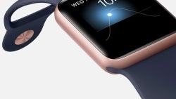Apple Watch owners receive 'Ring In the New Year' fitness challenge