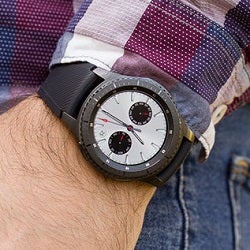 use gear s3 with iphone