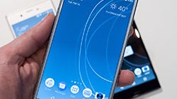 Sony Xperia XZs hands-on: a minor refresh with a fancy new camera