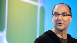 Andy Rubin's Essential phone runs Android, according to Eric Schmidt