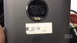 Moto X (2017) variant appears online as model number XT1805; device sports 4GB of RAM
