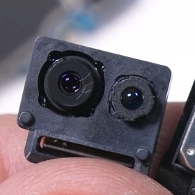 UPDATE: Galaxy S8 teardown reveals an unused OIS mechanism in the selfie camera (but not really)