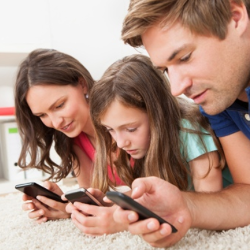 T-Mobile survey finds mobile devices bring families together, not apart