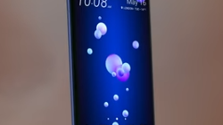 Two new official videos promote features on the HTC U11