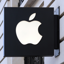 Australian regulators catch Apple misleading customers about free repairs under consumer law